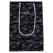 文字　カスタム　迷彩（ブラック）  ミディアムペーパーバッグ (裏面)