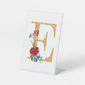 文字e 台座サイン (正面)