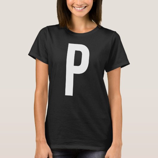 文字Pアルファベットモノグラムイニシャル Tシャツ (正面)