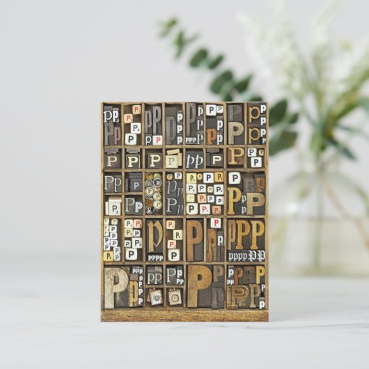 文字P ポストカード (スタンド正面)