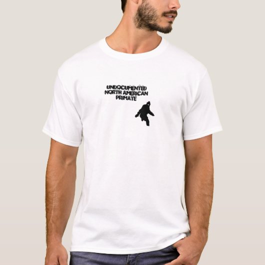 文書化されていない北アメリカの霊長目 Tシャツ (正面)