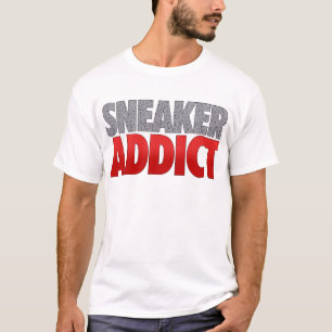 斑点をつけられるスニーカーの常習者 Tシャツ