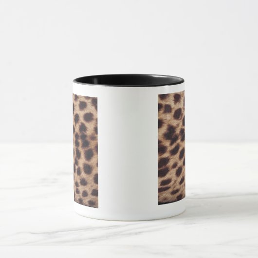 斑点を付けられたネコ科の表面 マグカップ (中央)