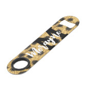 斑点猫アニマルプリント白黒モノグラム名 スピード栓抜き (正面アングル)