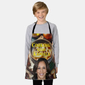 料理ウィズカマラ エプロン (着用した状態)