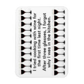 料理付きワイン – おもしろいことわざオンエプロン マグネット (縦)