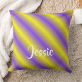斜めのネオンが黄色と紫のストライプ クッション (ブランケット)
