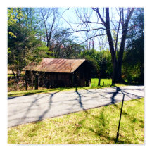 斜めのビュー素朴な100年の古い納屋ポスター