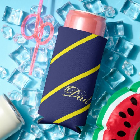 斜めの青と黄色のストライプパパ文字 スリム缶クーラー (インサイチュ 夏)