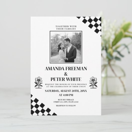 斜め黒いはっきりした花市松模様にの結婚 招待状 (スタンド正面)