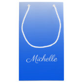 斜パーソナライズされたグラデーション電気青 スモールペーパーバッグ (裏面)