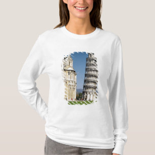 斜塔の眺め Tシャツ