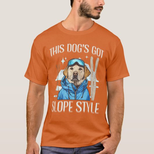 斜面スタイルがクールなスキー犬のレトロなフレーズ Tシャツ (正面)