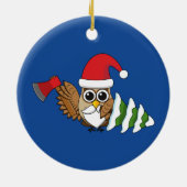 斧と雪の松の木のクリスマスフクロウ セラミックオーナメント (裏面)