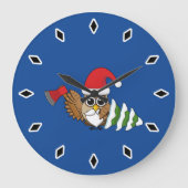 斧と雪の松の木のクリスマスフクロウ ラージ壁時計 (正面)
