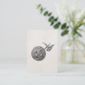 斧の盾の装甲中世武器紋章付き外衣 名刺 (スタンド正面)