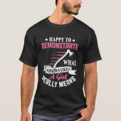 斧投げのプロのようなWスロー Tシャツ (正面)