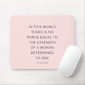 断固としたな女性の活気づけるな引用文のピンクの黒 マウスパッド (マウス)