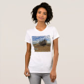 断念された木の漁船| Dungeness Tシャツ (正面フル)