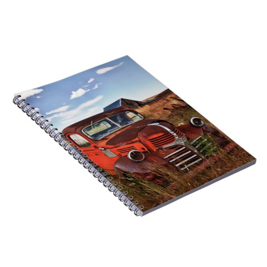 断念された農場が付いている錆つくオレンジごまかしのトラック ノートブック (右側)