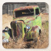 断念された農場の前の錆つく車 スクエアペーパーコースター (正面)