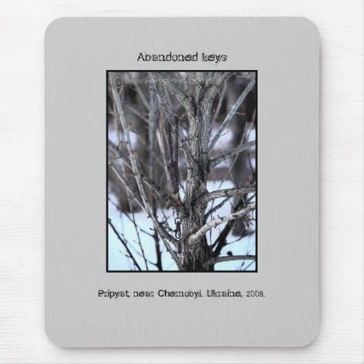 断念された鍵、チェルノブイリ マウスパッド (正面)