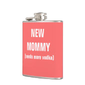 新しいお母さんはより多くのウォッカを必要とします フラスク (左)