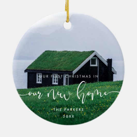 新しいエレガントホームの初めてのクリスマス写真 セラミックオーナメント (裏面)