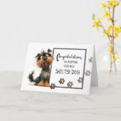 新しいシェルター犬の採用おめでとう カード (黄色い花)