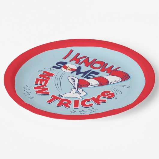 新しいトリックを知っている帽子の中の猫 ペーパープレート (アングル)