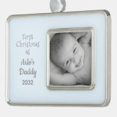 新しいパパ初めてのクリスマスをパパとして男の赤ちゃん写真 シルバープレートフレームオーナメント (左)