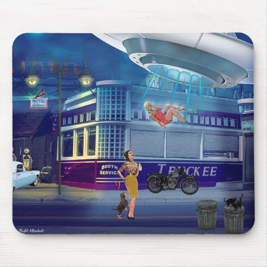 新しいフライト付き添い人 マウスパッド (正面)