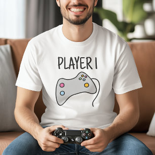新しいプレーヤー – 一致する家族の服 Tシャツ