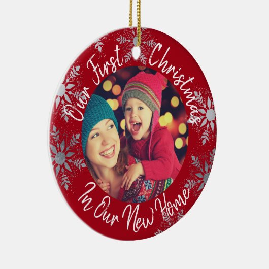 新しいホームの初めてのクリスマスと写真 – 赤 セラミックオーナメント (右)