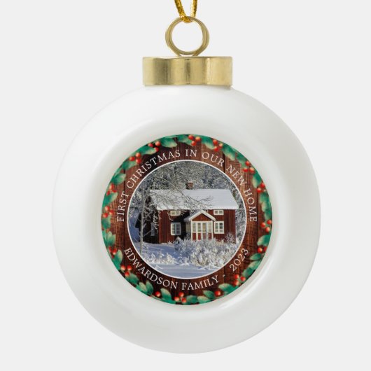 新しいホームフォトファミリーの初めてのクリスマス セラミックボールオーナメント (正面)