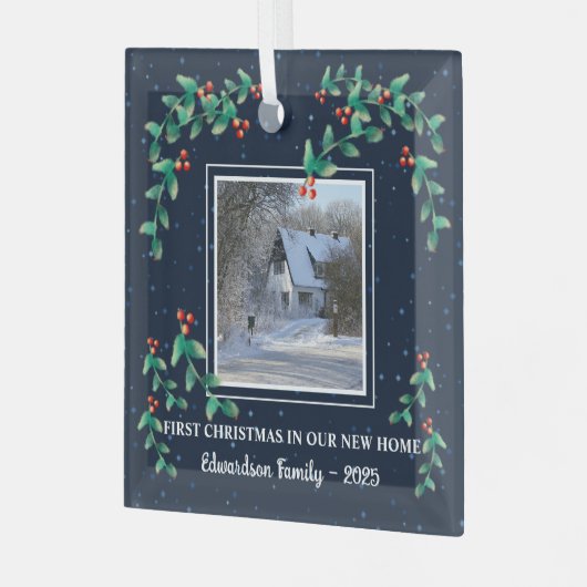 新しいホーム写真の家族の名前の初めてのクリスマス ガラスオーナメント (正面左)