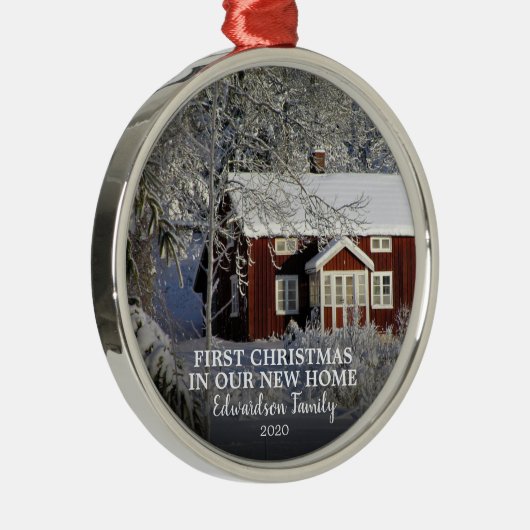 新しいホーム写真の家族の名前の初めてのクリスマス メタルオーナメント (右)