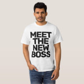 新しいボスに出会う（両面） - MisterPシャツ Tシャツ (正面フル)