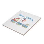 新しいママをトレーニングする男の子のプレゼント タイル (側面)