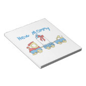 新しいママをトレーニングする男の子のプレゼント ノートパッド (アングル)