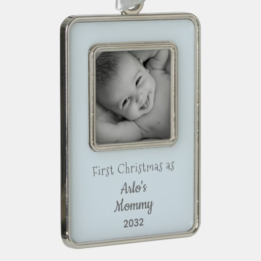新しいママ初めてのクリスマスをママ男の赤ちゃん写真 シルバープレートフレームオーナメント (右)