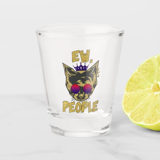 新しいユーザー おもしろい| Badass Cat ショットグラス (正面)