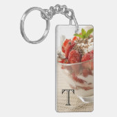 新しいヨーグルトが付いているいちごのデザート キーホルダー (正面左)