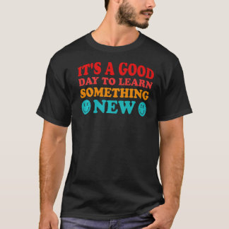 新しいレトログルーヴ学には良い日だ Tシャツ