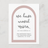 新しい住所のモダンなスクリプトとシンプルな植物 ポストカード (正面)