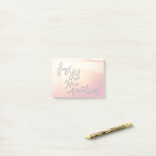 新しい冒険にYesを言う ポストイット (デスク上)