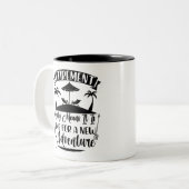 新しい冒険の引退のための退職時間 ツートーンマグカップ (正面左)