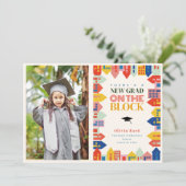 新しい卒業ブロックの子供の卒業発表 カード (スタンド正面)