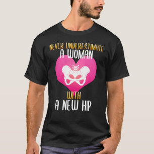 新しい女性を決して甘く見ないお尻 Tシャツ