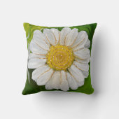 新しい始まり – デイジーフラワーパワー クッション (裏面)